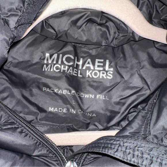 Michael Kors Black Packable Down Fill Jacket - Picture 3 of 4
